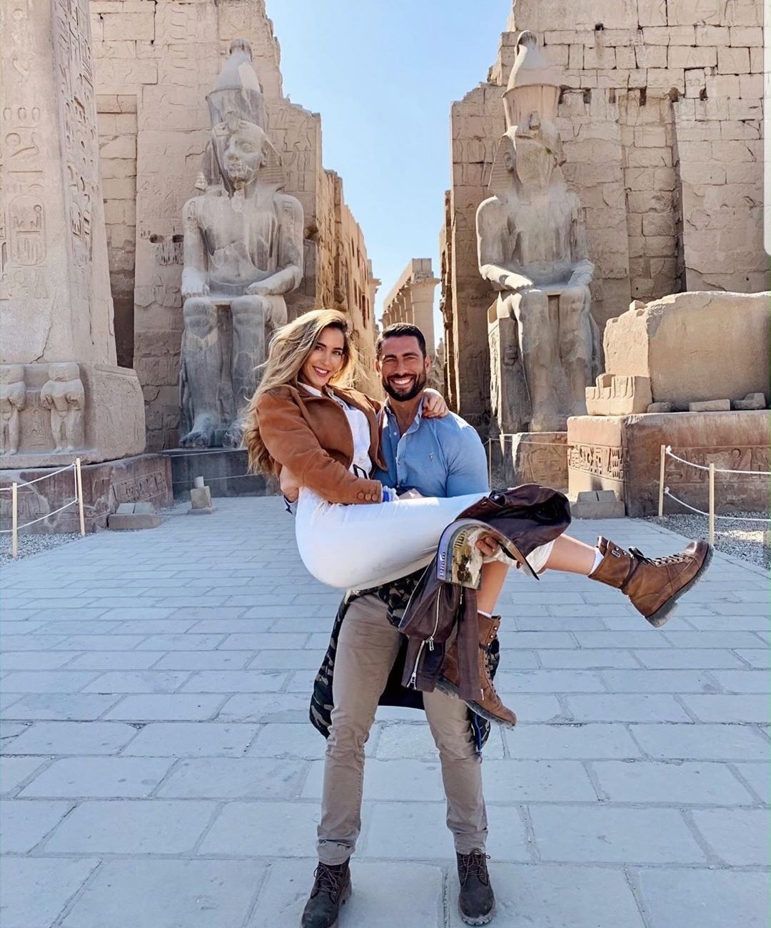 VIP Luxor Day Trip from Hurghada – Small Group Mini Bus Tour